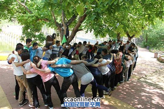 山东东航空港公司团委开展夏季活动