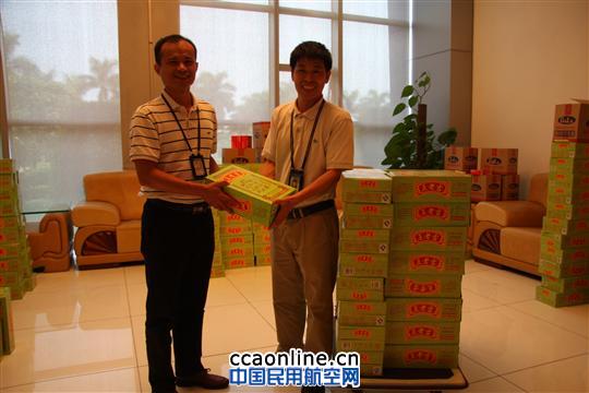 广州区管工会开展夏日“送凉爽”活动