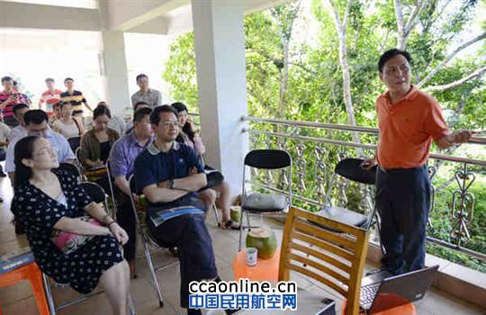 团中央宣传部走基层到三亚马岭山雷达站调研