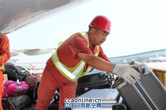 东航西北地服部旺季保障战线的美丽风景