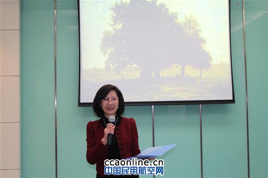 “献出我的爱．为你读诗”:妇女节演绎诗歌浪漫