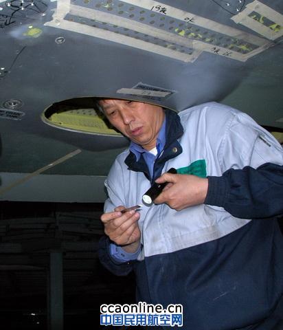 Ameco结构修理技术第一人---- 金工的一张王牌