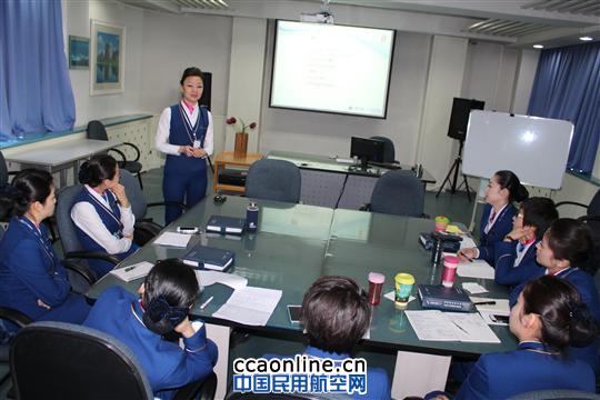 创新培训模式：乘务带飞教员培养更注重“师德”