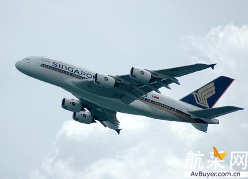 空中客车A380在新加坡进行飞行表演