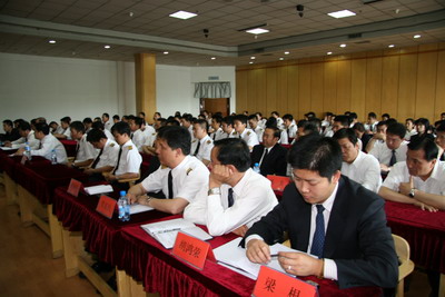 南航新疆飞行部开展组织纪律作风学习教育