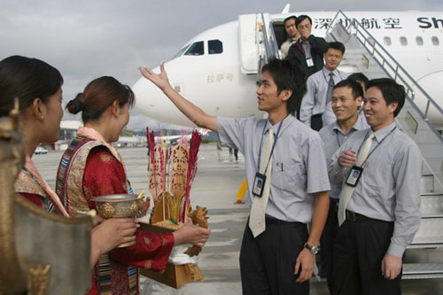 深圳航空成功完成深圳—拉萨航线验证试飞