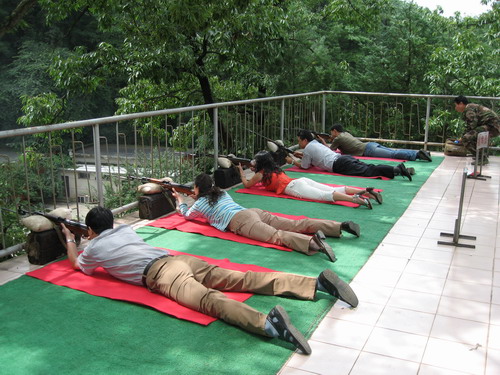 东航云南分公司"八一"举行国防动员教育活动