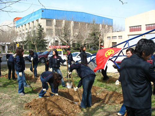 东航西北机务青年保安全和组织转型工作掠影