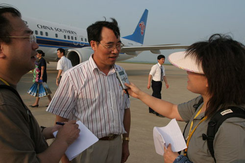 南航广西公司首航桂林—徐州—青岛成功