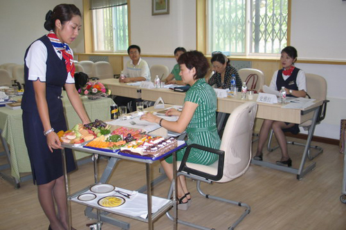 东航西北分公司乘务员职业技能大赛圆满结束