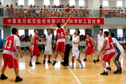 东航2006年职工篮球比赛在山东济南隆重开幕