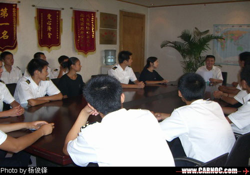 国航西南客舱服务部进一步加强空防安全工作