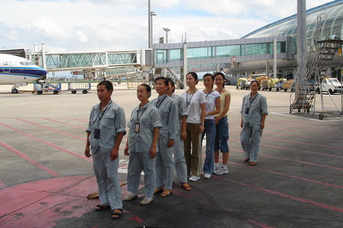 东航宁波分公司新乘务员岗前教育"三步走"