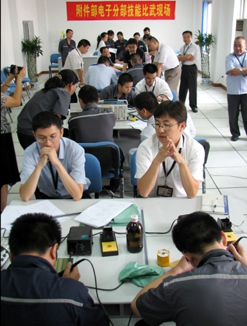 国航成都维修基地举行“职工技能比武”活动