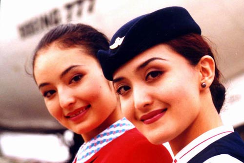 南航新疆分公司繁荣新疆航空和旅游市场侧记