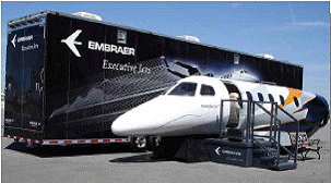 全尺寸PHENOM 300实体模型在纽约股交所展示