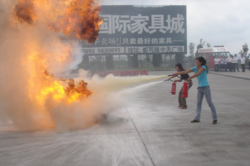 国航贵州分公司坚持做好义务消防员培训工作