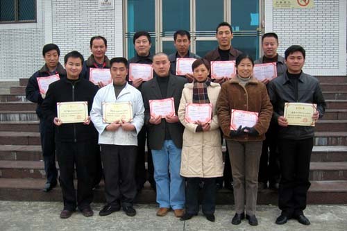 东航宁波安全飞行14年 后勤保障工作贡献大