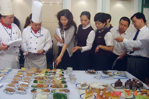 国航西南客舱服务部精心选择冬春季机上餐食