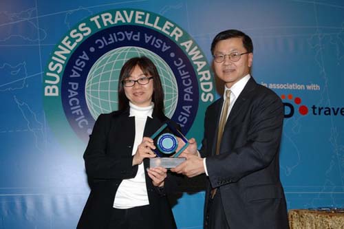 港龙航空蝉联亚太商旅“最佳中国航空公司”