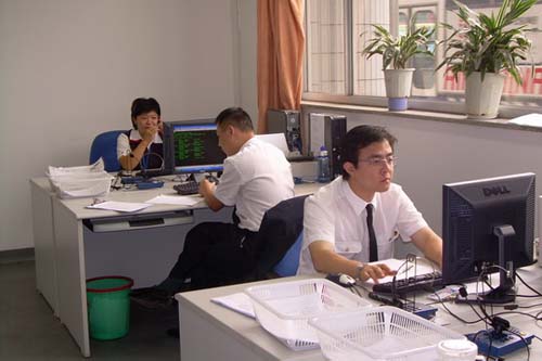 国航地面服务部成功开通哈尔滨航站中心配载