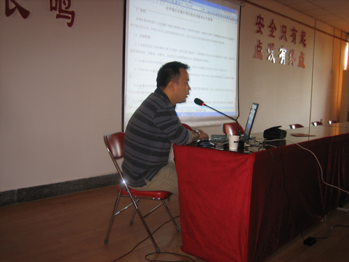 南航新疆首次举办航空区域导航业务培训班