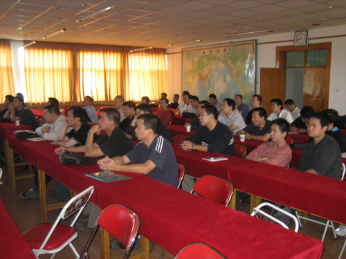 南航新疆首次举办航空区域导航业务培训班