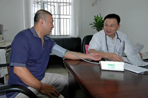 南航深圳空勤人员大体检 受检752人全部合格