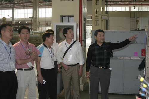 大韩航工会代表团访问北京飞机维修工程公司