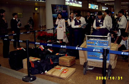 国航地服部行李查询为“中非峰会”保驾护航