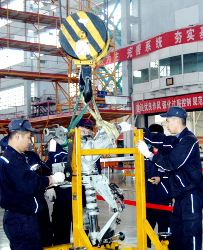 成都维修基地做好“紧实稳”确保安全持续发展