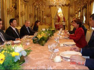 杨元元率团访问西班牙 探讨民航各领域合作