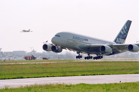 广州白云机场将迎来“空中巨无霸”A380客机