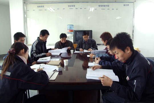 东航西北机务开展企业文化教育和读书月活动