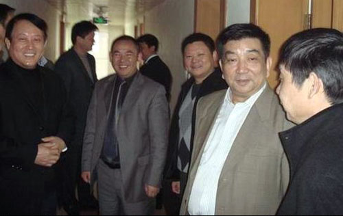 东航江西分公司领导一行给飞行部员工们拜年