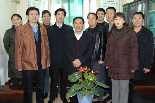 东航西北分公司领导深入一线各单位慰问员工