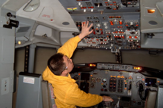 国航西南分公司培训部紧张有序开展教学培训