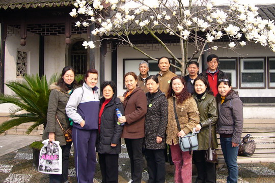 东航江苏公司组织退养人员前往浙江南浔踏青