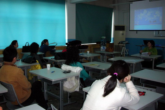 南航新疆分公司全力打造呼叫中心服务新形象