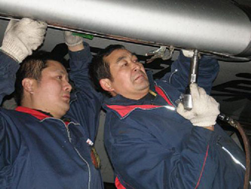 中国东方航空公司安徽维修部部署飞机换季工作