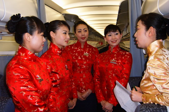 东航甘肃客舱部“陇燕”示范组正式“起飞”