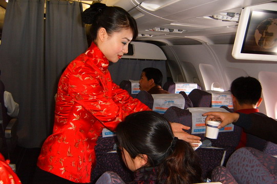 东航甘肃客舱部“陇燕”示范组正式“起飞”