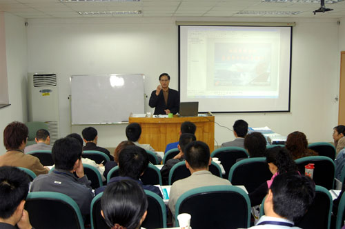 国航成都维修基地重视新闻宣传培训基层通讯员