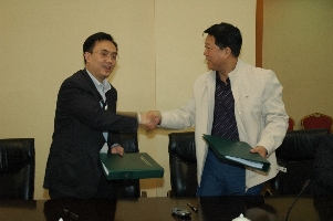 新舟60飞机走进南美洲 为开拓周边市场打基础