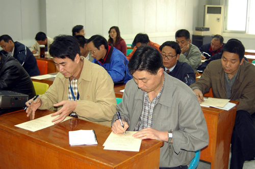 国航机务人郑重承诺：诚实做人，诚信做事