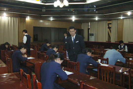 国航西南地服部国际部举办护照签证知识培训