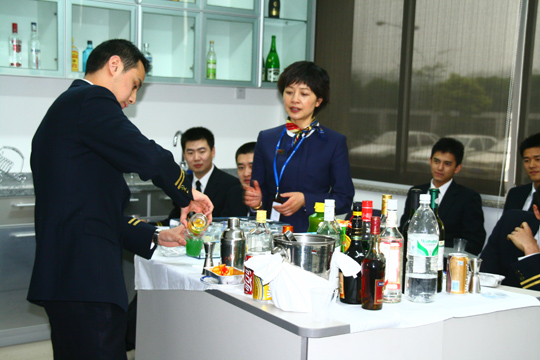 国航西南分公司培训部“茶酒文化教室”启用