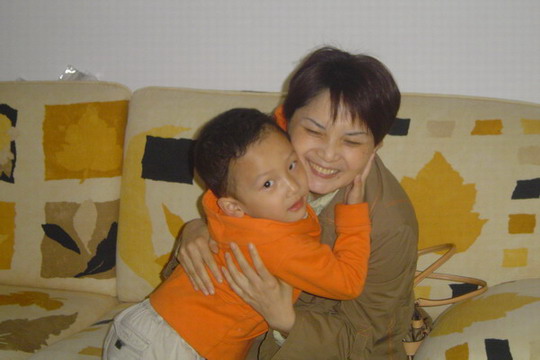 东航江西分公司客舱服务部看望一线员工亲属