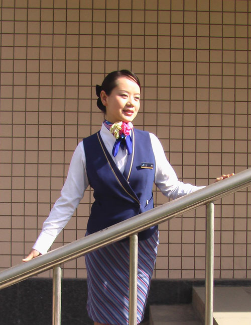 记南航新疆分公司劳动模范、空中乘务员郭静