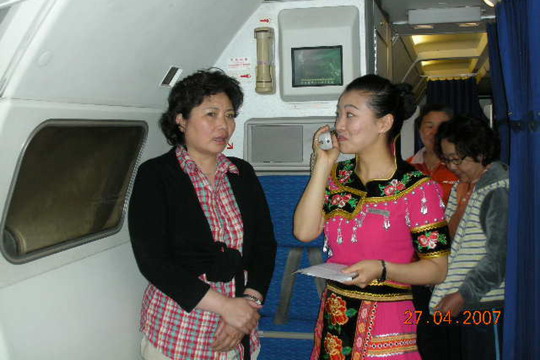 东方空中文化体验之旅情洒客舱旅客赞誉多多